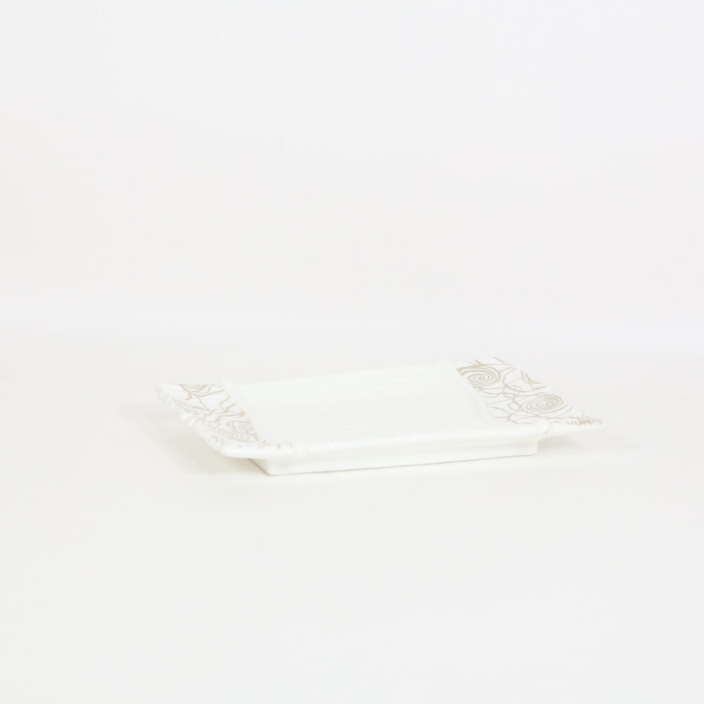 型焼皿 二方銀渦 ホワイト 20cm