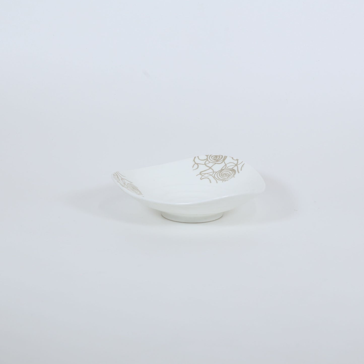 千段三角鉢三方銀渦小 ホワイト 18cm