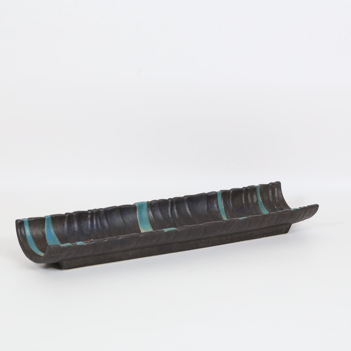 付出皿竹割型黒土トルコ抜 ブラック 32cm