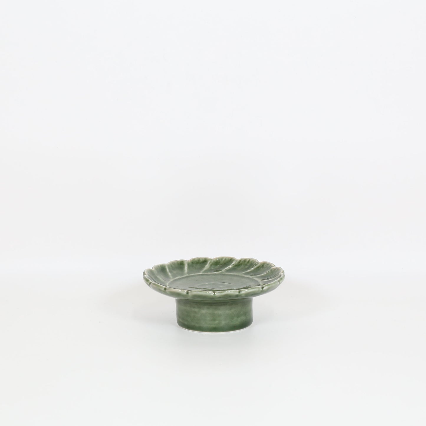 高台花渕皿赤土織部釉 グリーン 12cm