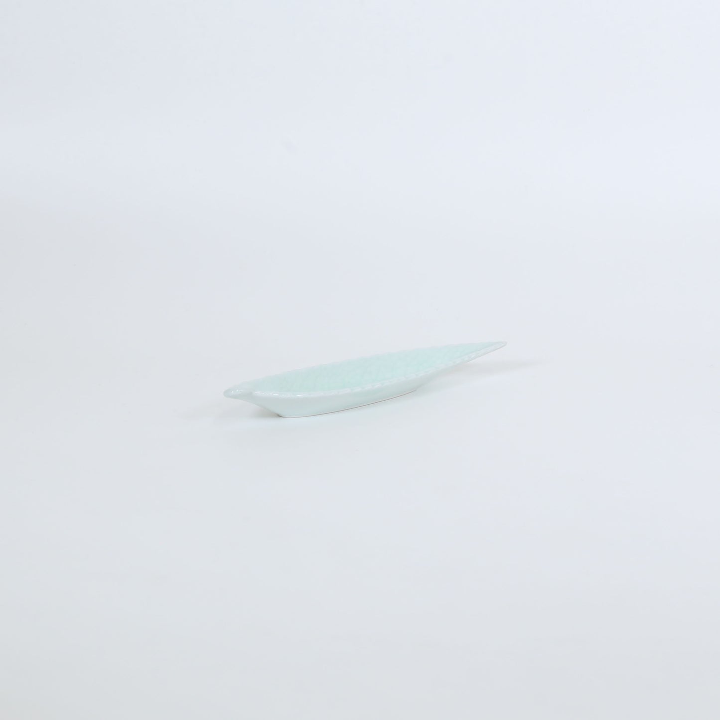 笹葉型青磁 ブルー 21cm