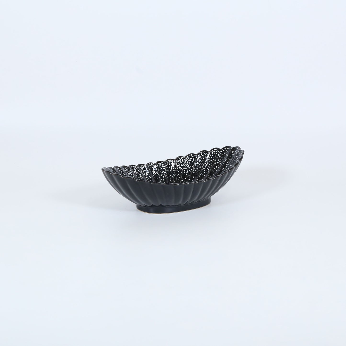 向付菊割天目プラチナ散し ブラック 21cm
