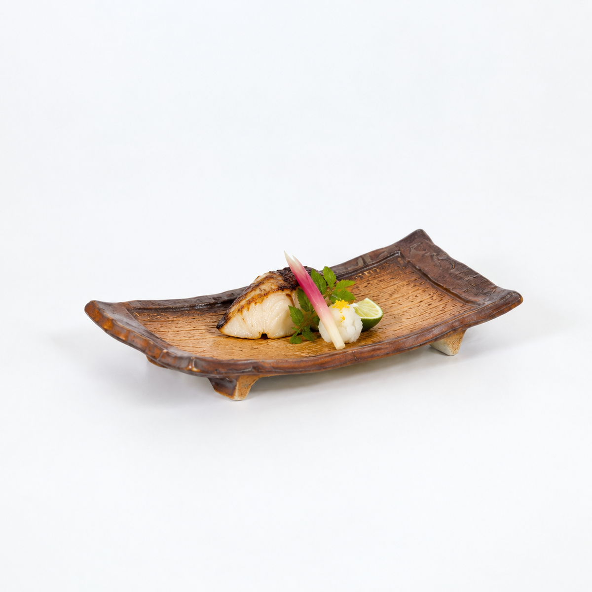 焼物皿茶錆ガタ彫 ブラウン 24cm