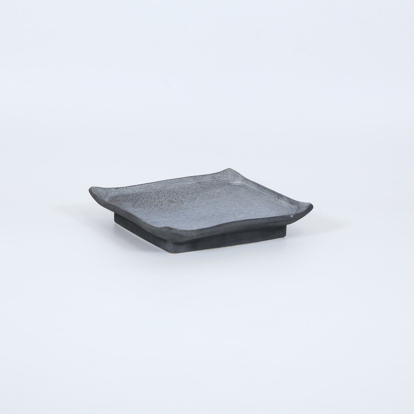 正角皿炭化黒 ブラック 18cm
