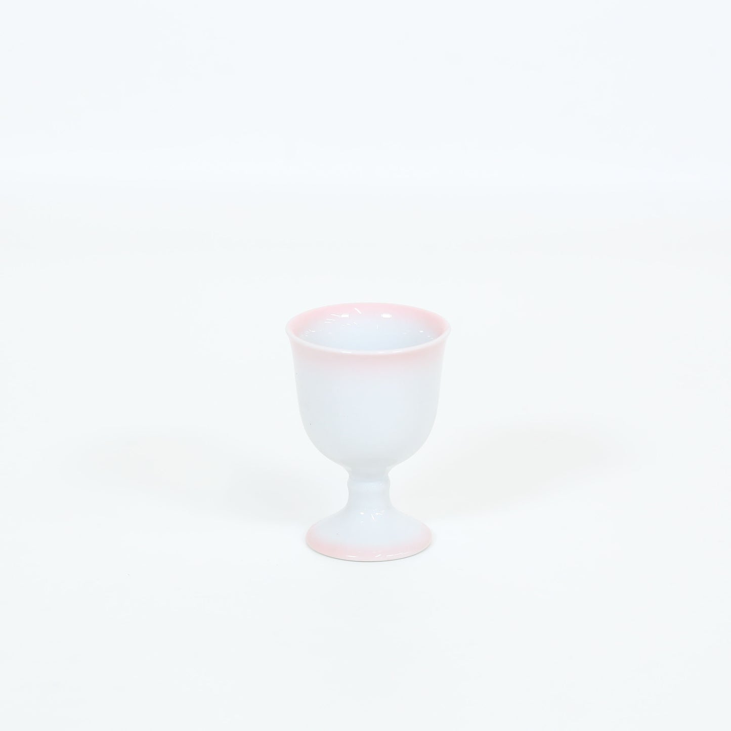 高台珍味馬上杯型陶器ピンク吹 ホワイト 6cm