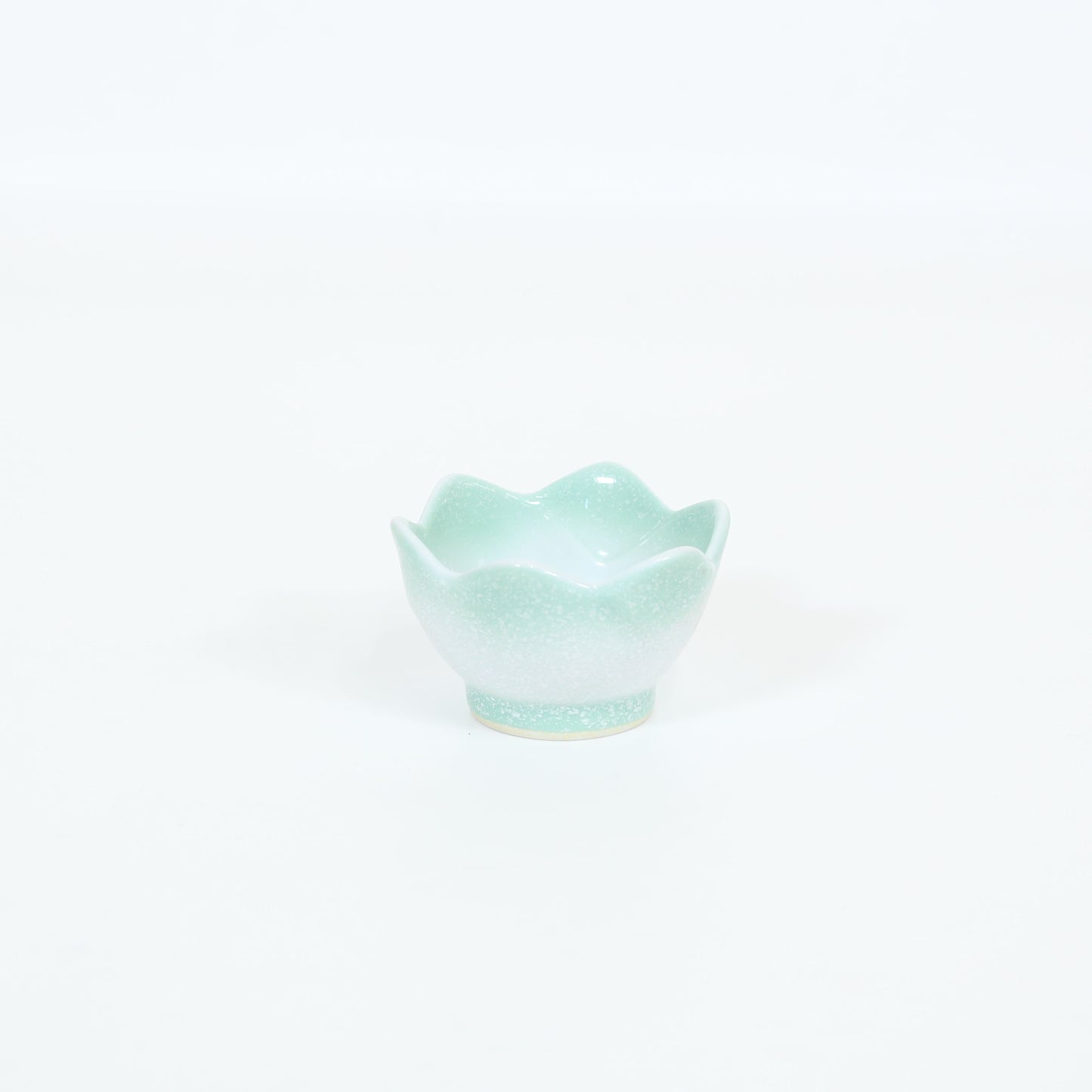 高台付桔梗グリーンタタキ グリーン 8cm