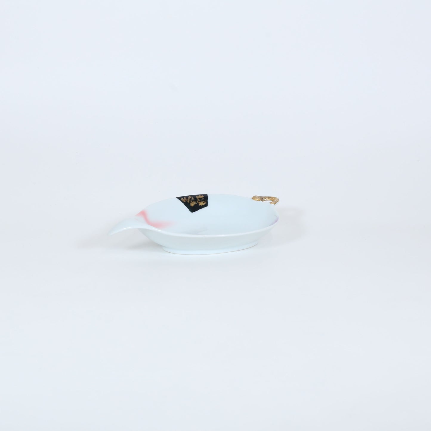 刺身皿葉型金彩小雪 ホワイト 21cm