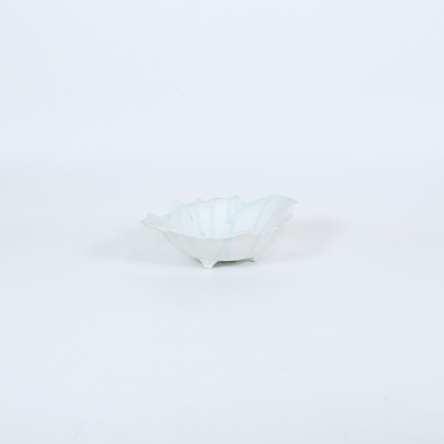 三足小鉢波渕青白磁 ホワイト 18cm