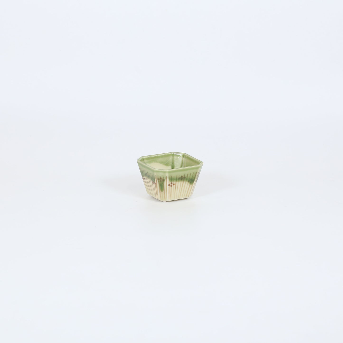 角小鉢ヒワ釉 ベージュ 7cm