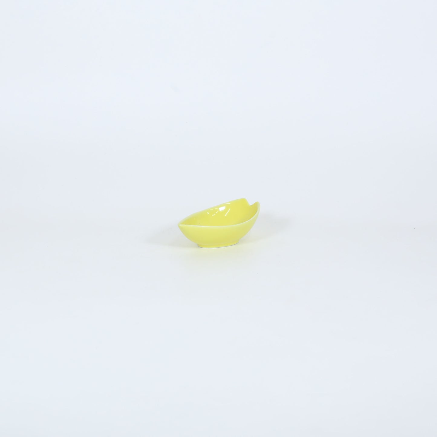 珍味桜花弁小皿 イエロー 11cm