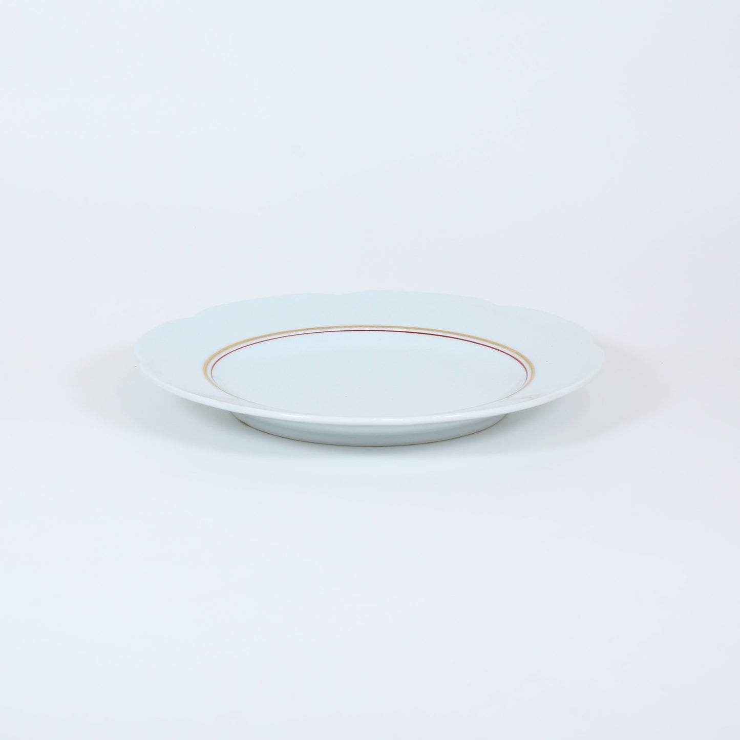 洋食器オーバルマーガレット ホワイト 22cm