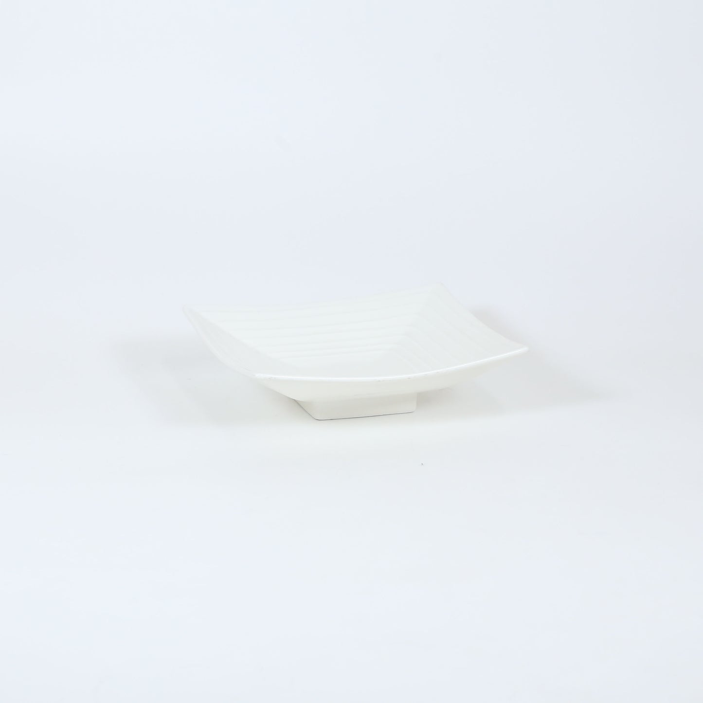 深皿アースライン ホワイト 18cm