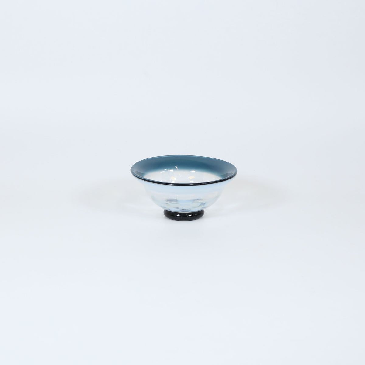 ガラス平鉢手吹市松霞 ブルー 13cm