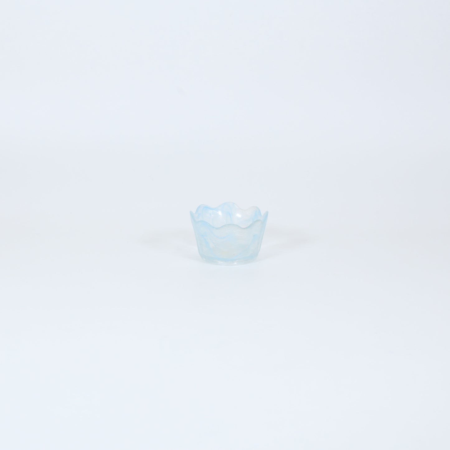 ガラス小付ウェーブ ブルー 8cm