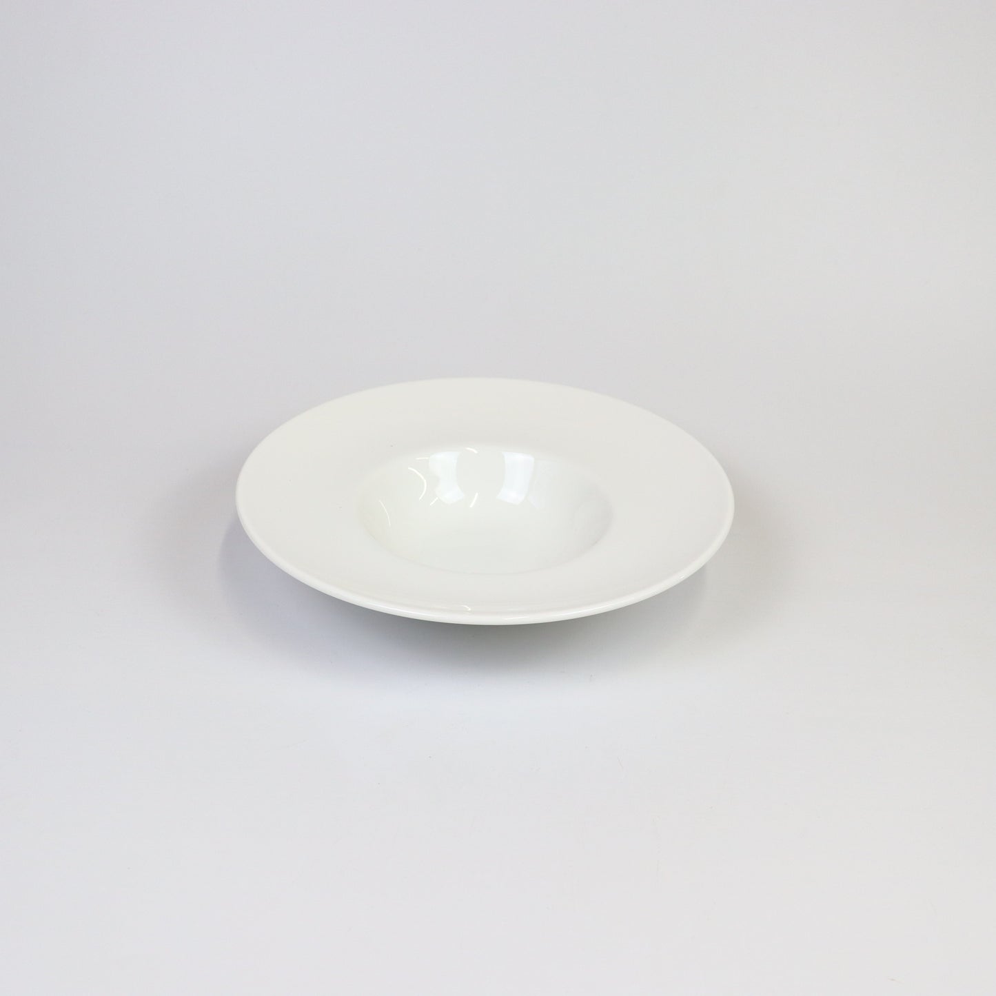 スープ皿マジェスタ巾広 ホワイト 25cm