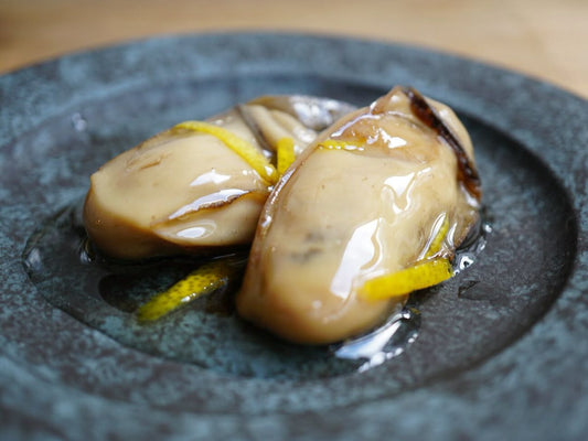 【12月の料理と食器】旬の食材とおすすめのコーディネート～牡蠣～