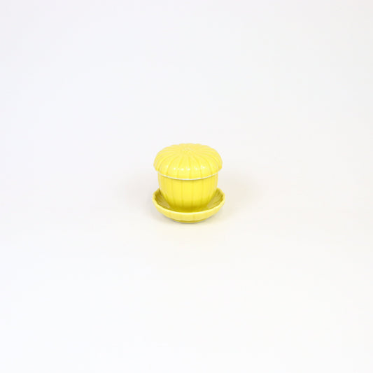 蒸椀黄地釉菊型ソーサーセット イエロー 10cm