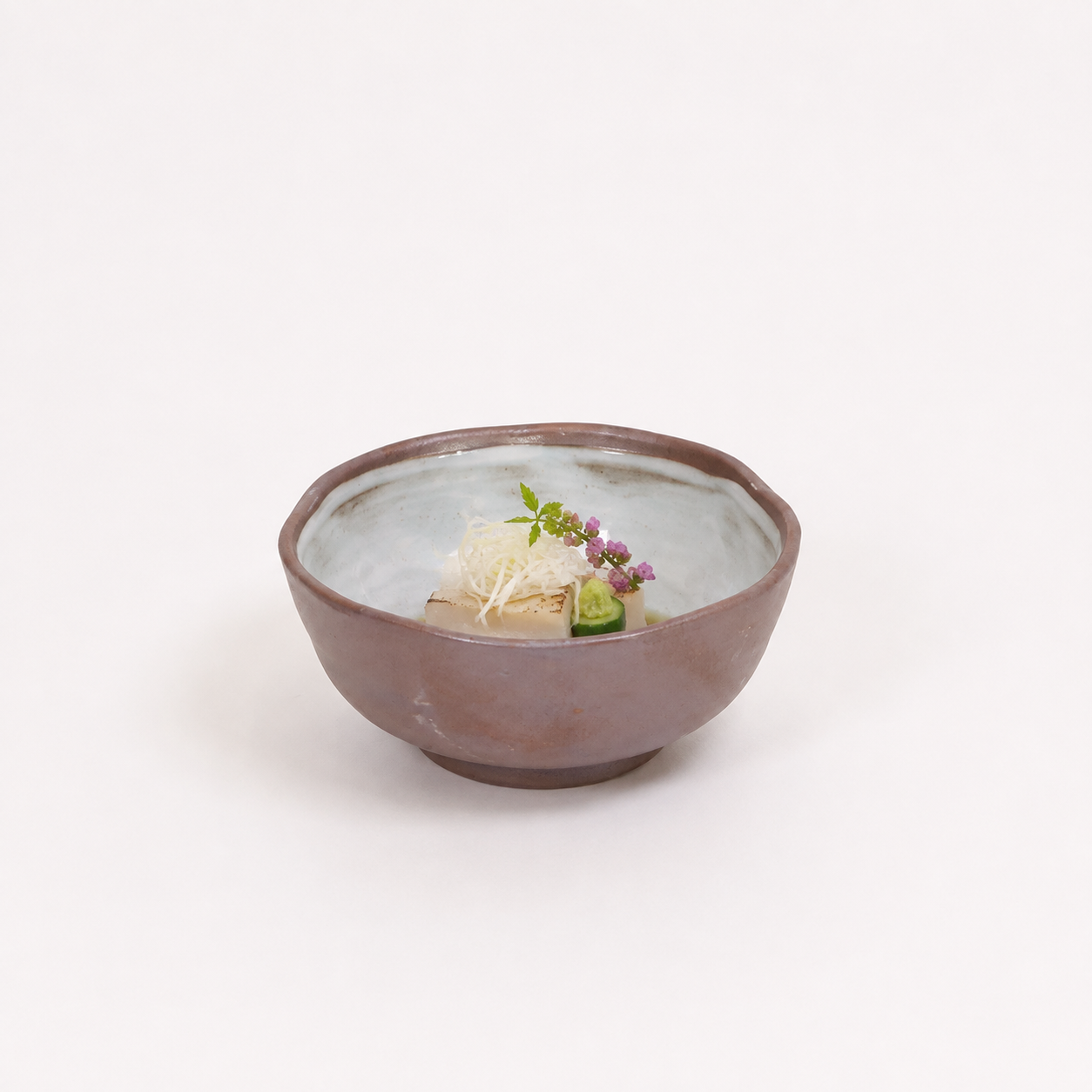中鉢黒粉引梅 グレー 13cm