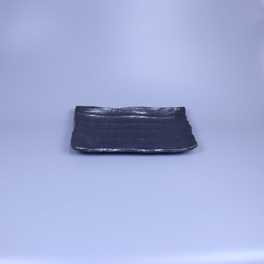 黒釉しのぎ大皿 ブラック 32cm