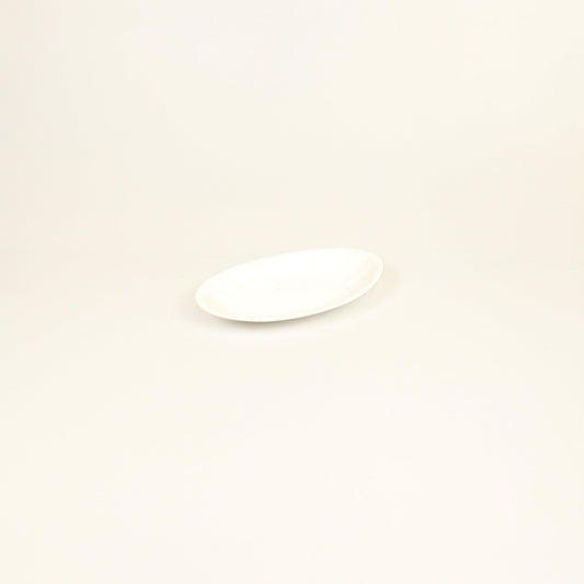 洋食器オーバルマーガレット ホワイト 22cm